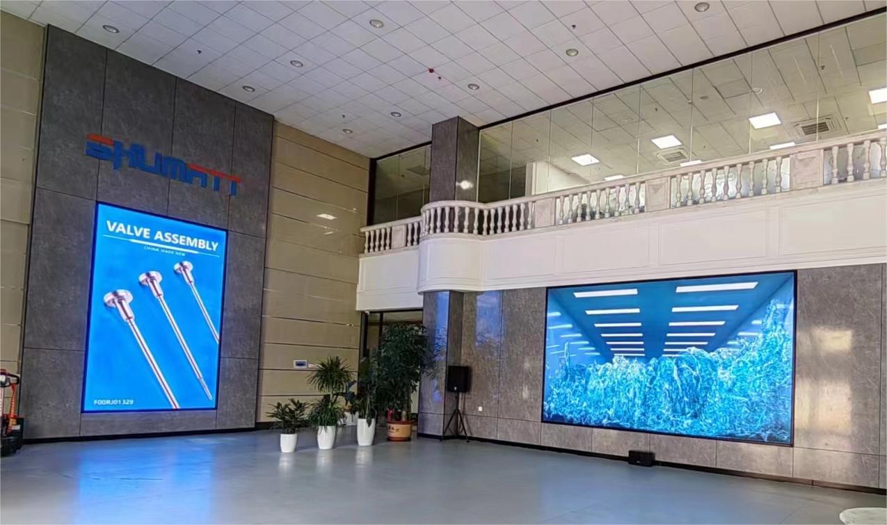 深圳舒馬特科技展廳，抖音高清P1.5顯示屏